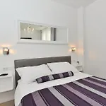 Luka Appartement *