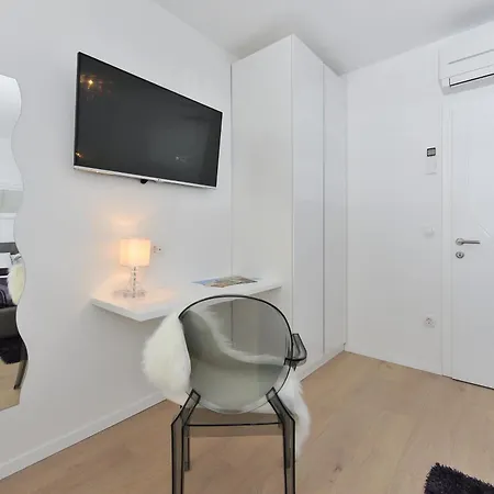 Luka Apartman Zára